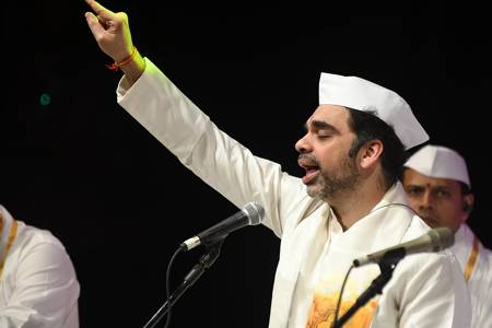 Rahul Deshpande’s Abhangawari Resonates Through A Packed Shanmukhananda Hall